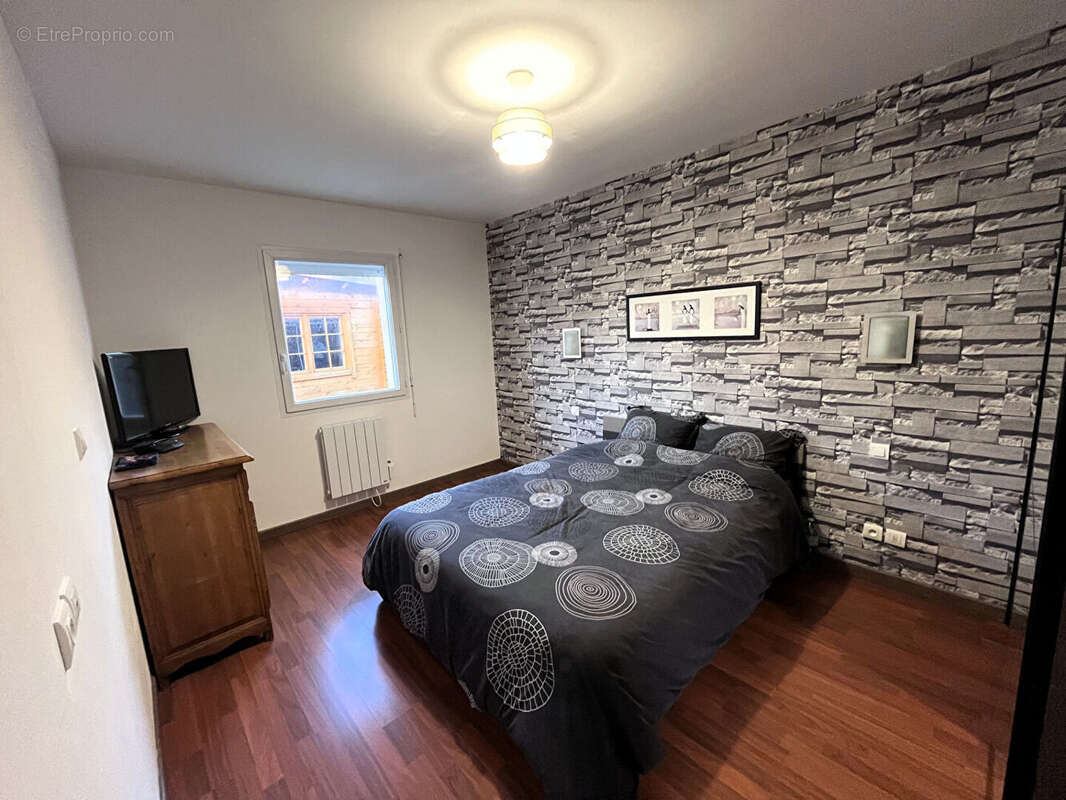 Maison à MINIAC-MORVAN