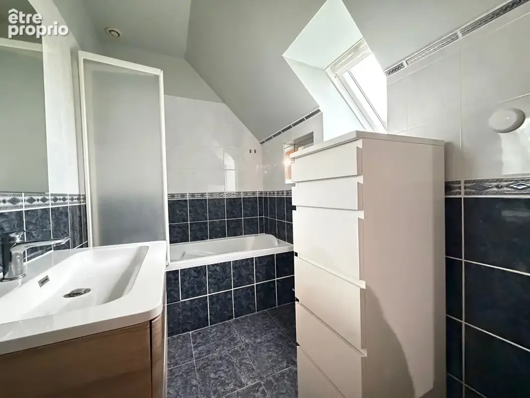 Maison Gravigny de 5 pièces de 113 m2. - photo 8
