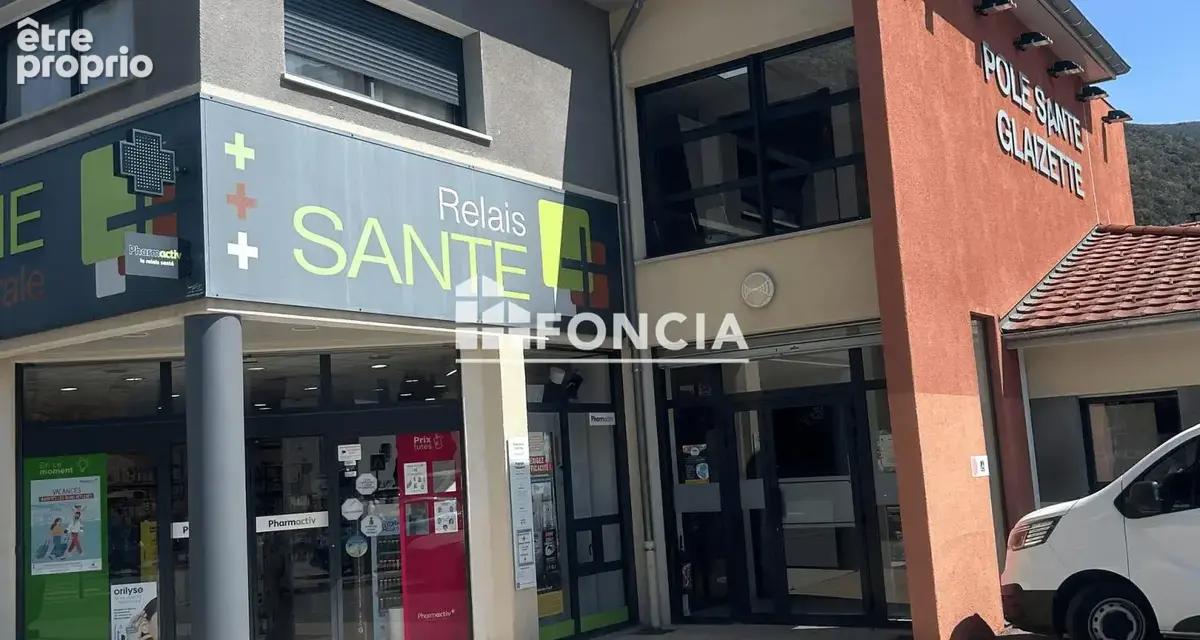 VEYNES À VENDRE – Bureau / Cabinet médical au sein d’un centre médical - photo 3