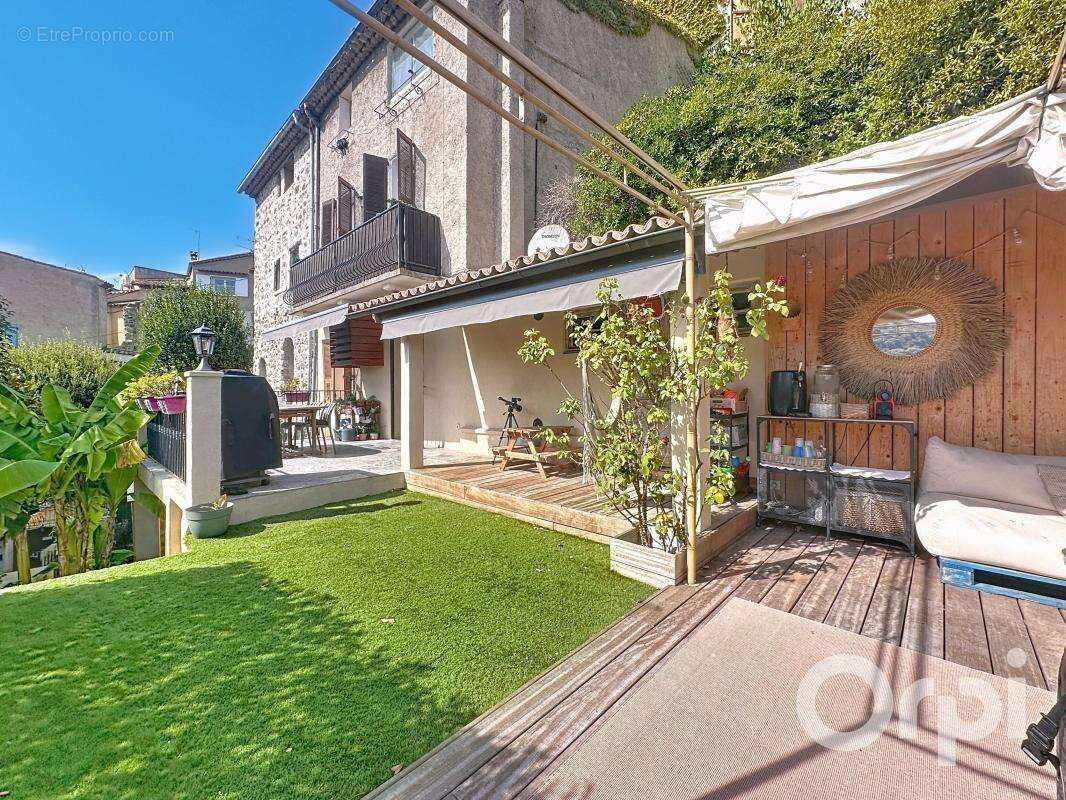 Maison à VILLENEUVE-LOUBET