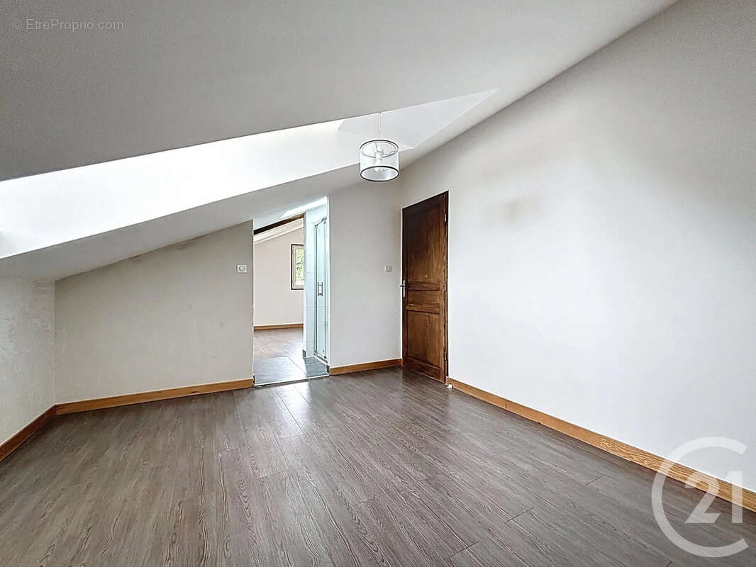 Maison à ARCIS-LE-PONSART