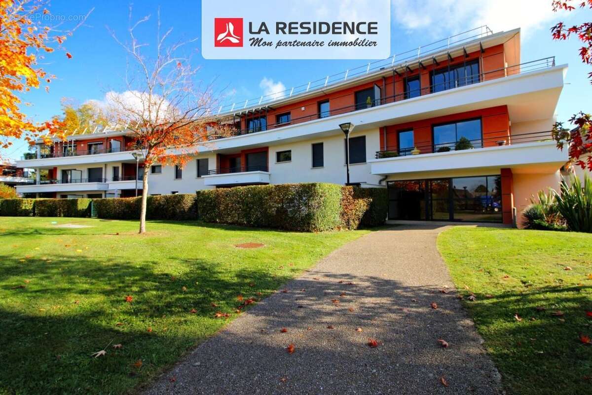 Appartement à MONT-SAINT-AIGNAN