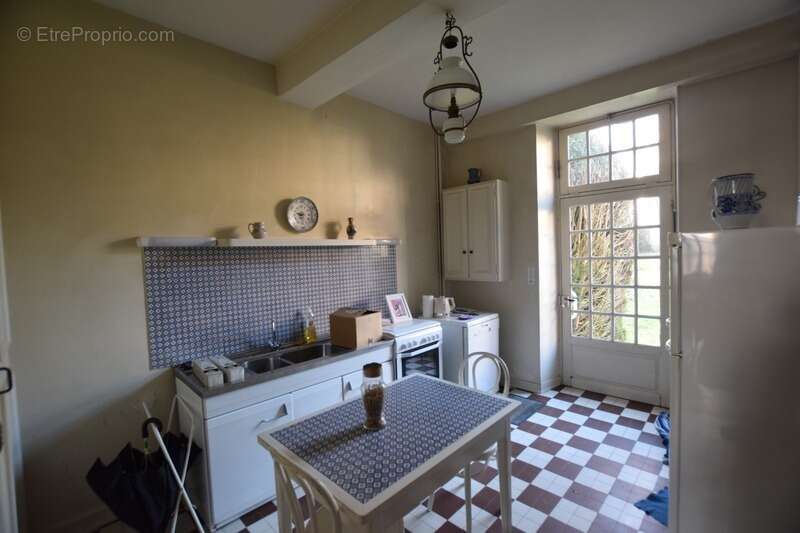 Maison à COUCHES