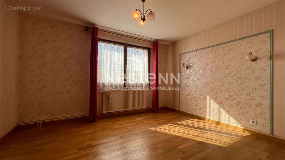 Maison à LES HAUTS-DE-CHEE