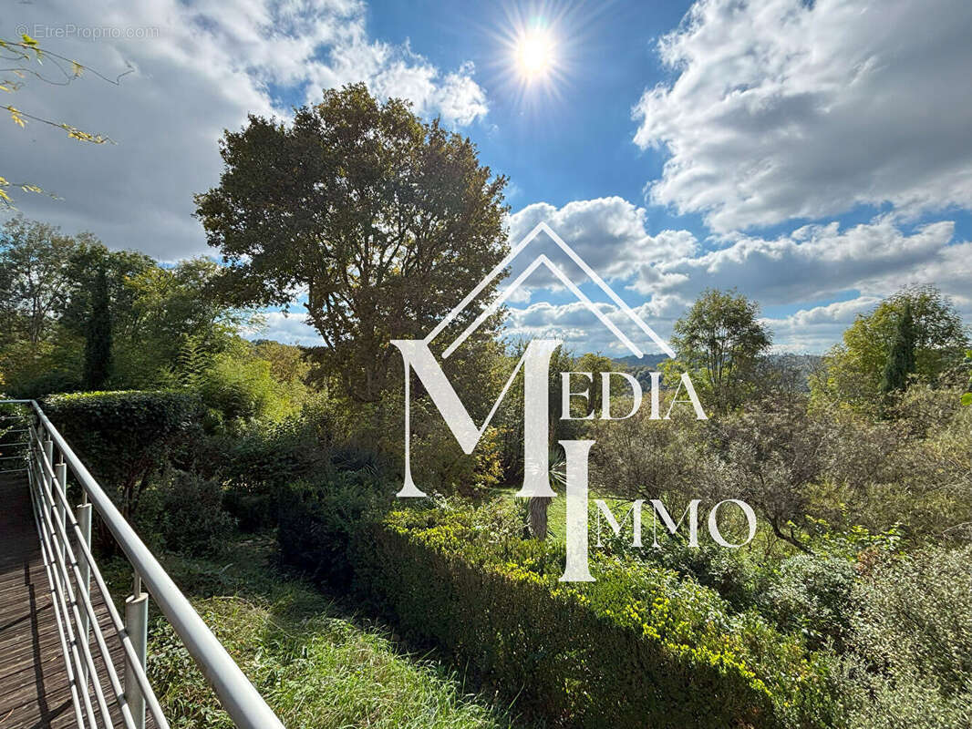 Appartement à JURANCON