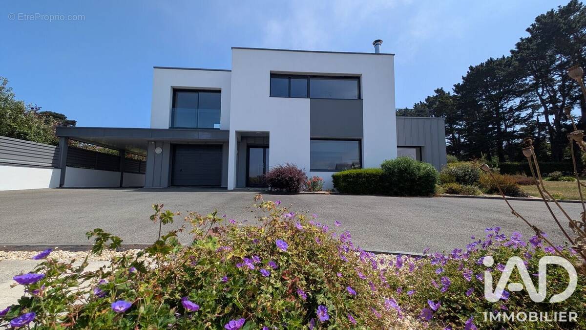 Photo 1 - Maison à LANNION