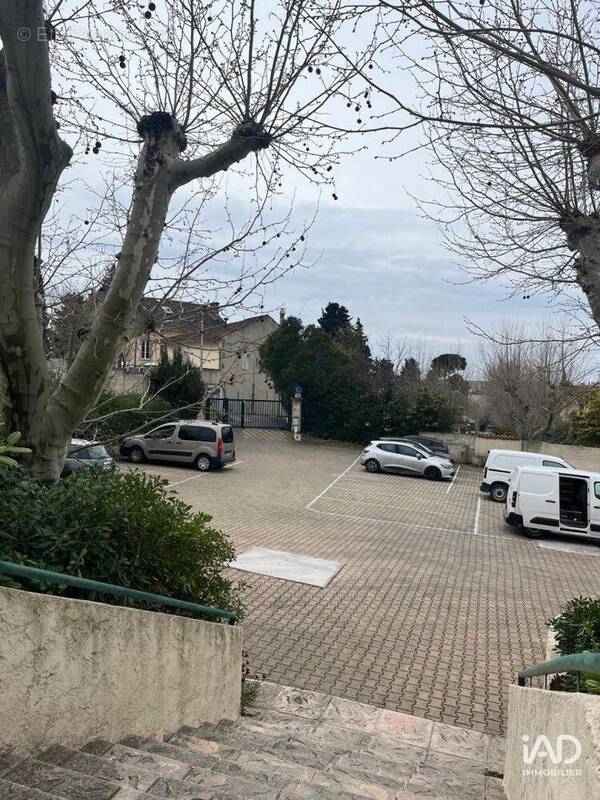 Photo 1 - Commerce à MARSEILLE-15E