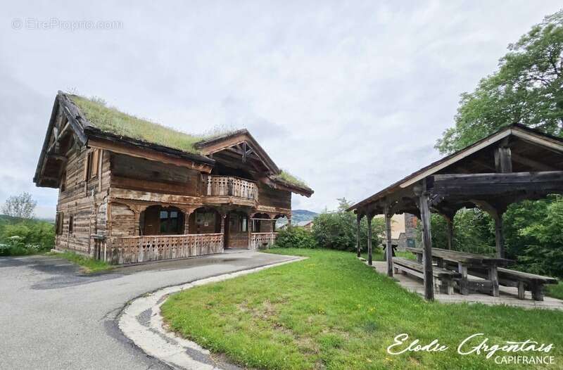 Maison à SAINT-PIERRE-DELS-FORCATS