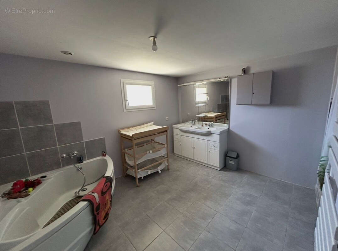 Maison à MONTPON-MENESTEROL