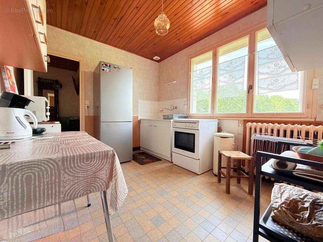 Maison 80 m² à Couesmes  - photo 6