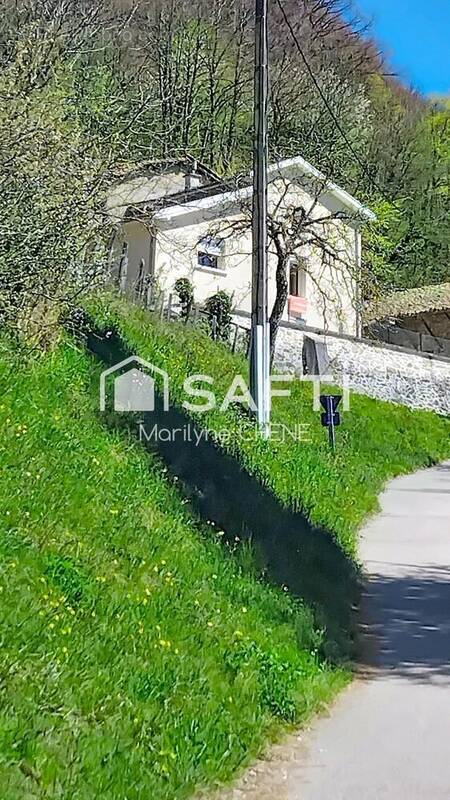 Photo 1 - Maison à SAINT-ETIENNE-DE-CROSSEY