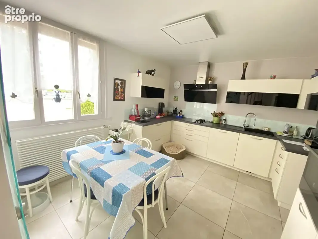 Maison Nanteuil Les Meaux 6 pièces 146 m2 +25 m² studio indépendant, stationnement, jardin. - photo 10