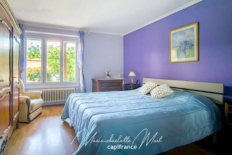 Maison à PONT-DE-VAUX