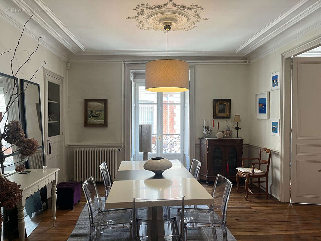 Appartement Rennes 4 pièce(s) 104.64 m2 - photo 2
