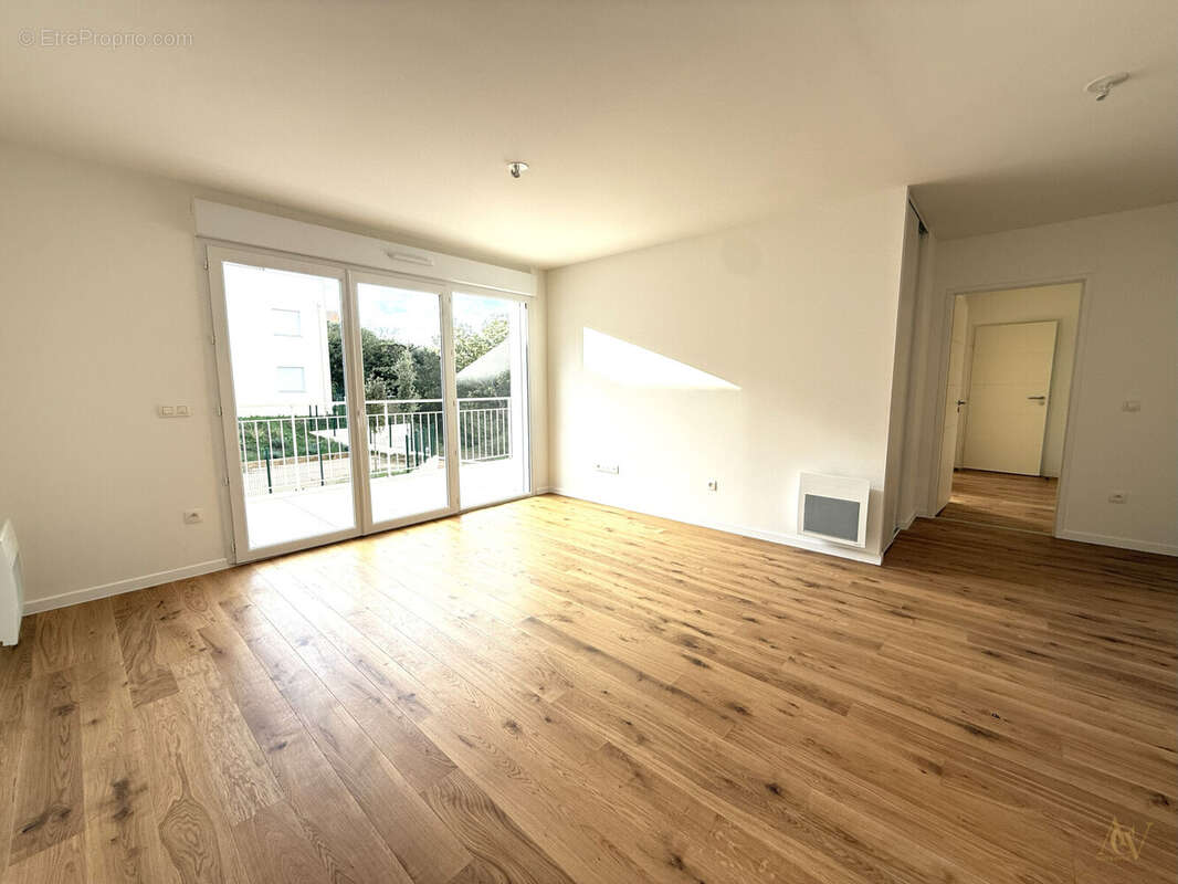 Joli T3 - lumineux et vue Grimaud à Cogolin 3 - Appartement à COGOLIN