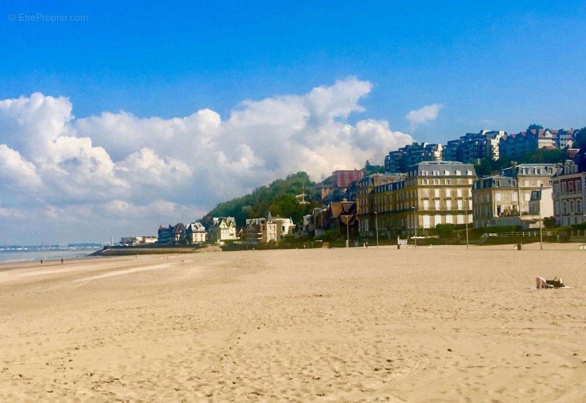 Appartement à TROUVILLE-SUR-MER