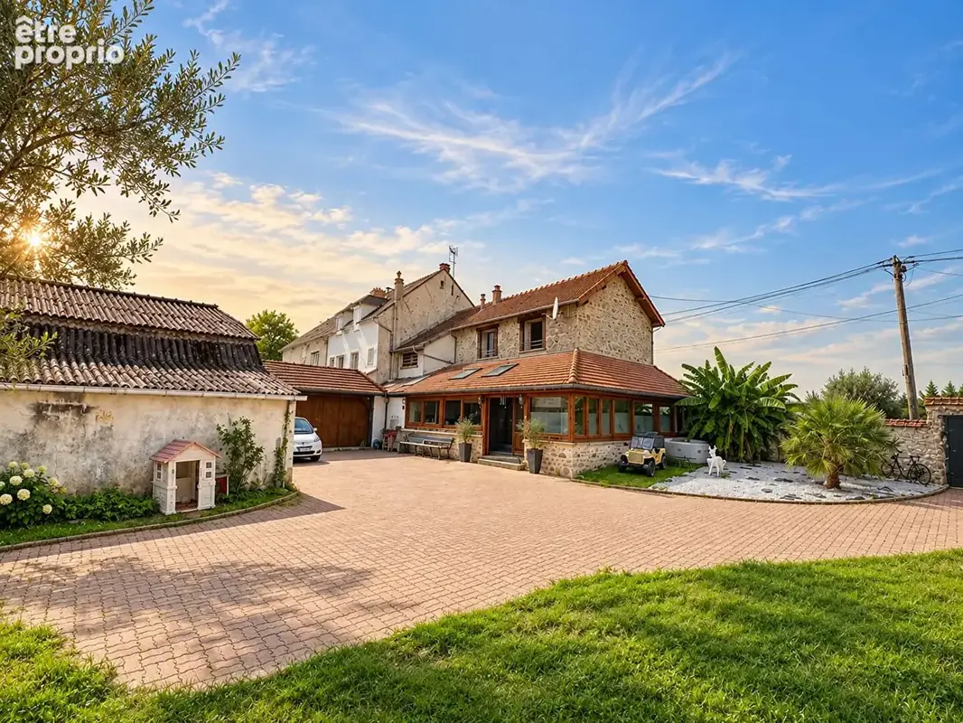 Maison à JOUARRE