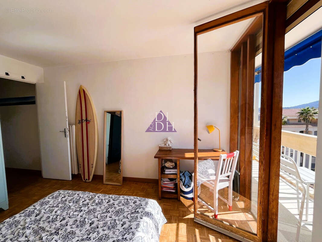 Appartement à HYERES