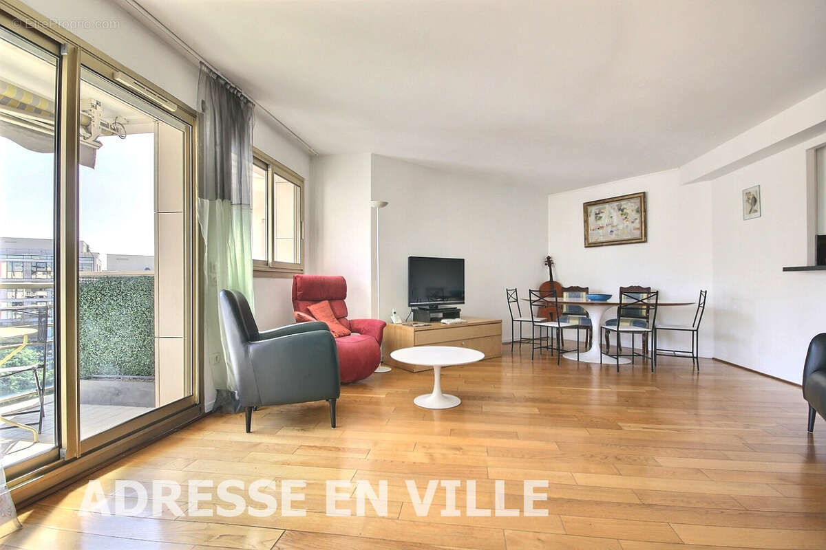 Appartement à LEVALLOIS-PERRET