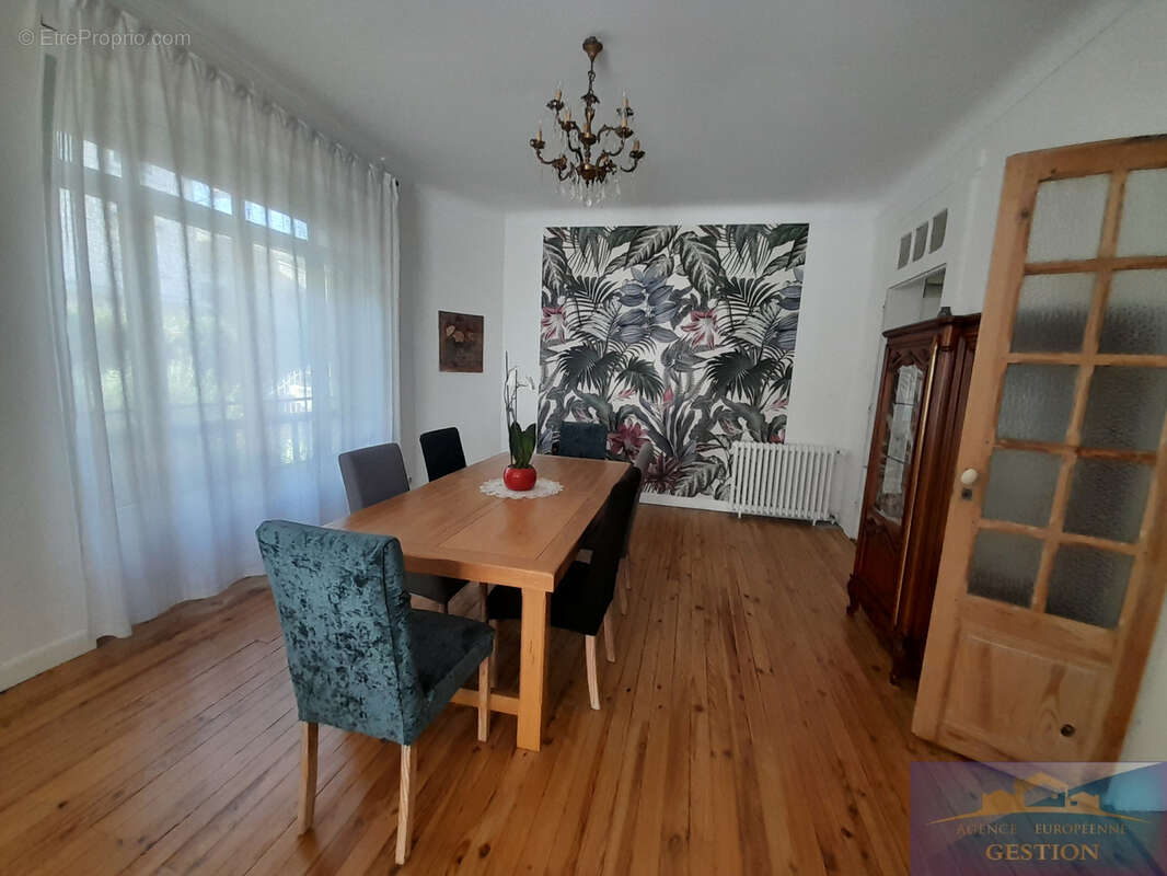 Maison à LOURDES
