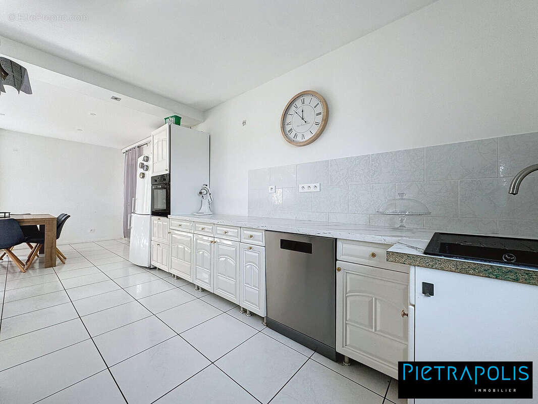 Maison à PONT-EVEQUE