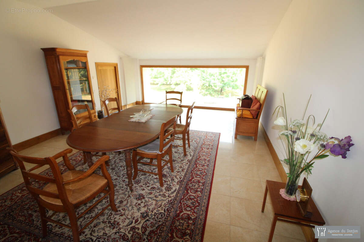 Maison à BOUGNEAU