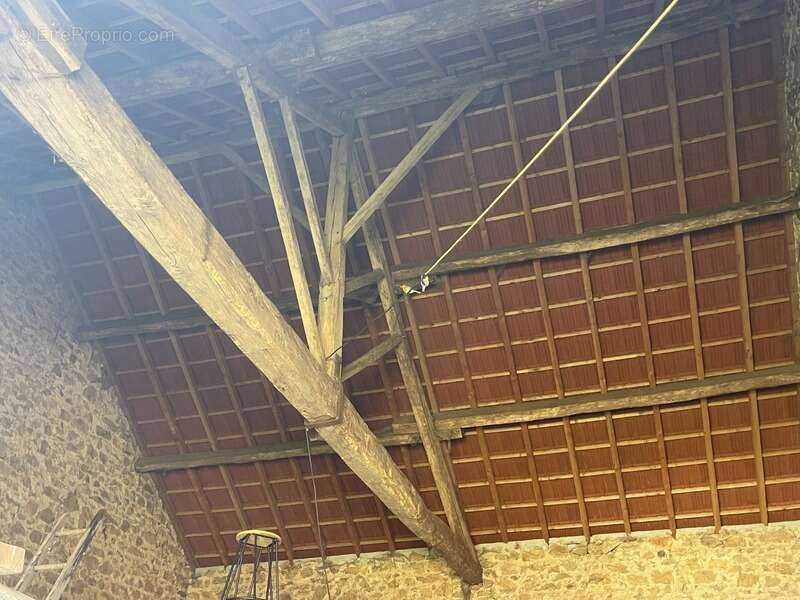 Maison de charme avec deux granges et cour intérieur 1370 m2 - photo 25