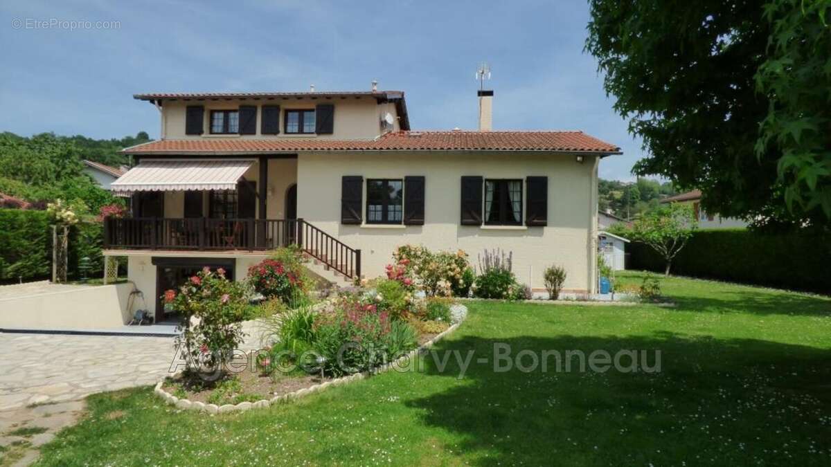 Maison à SAINT-GIRONS