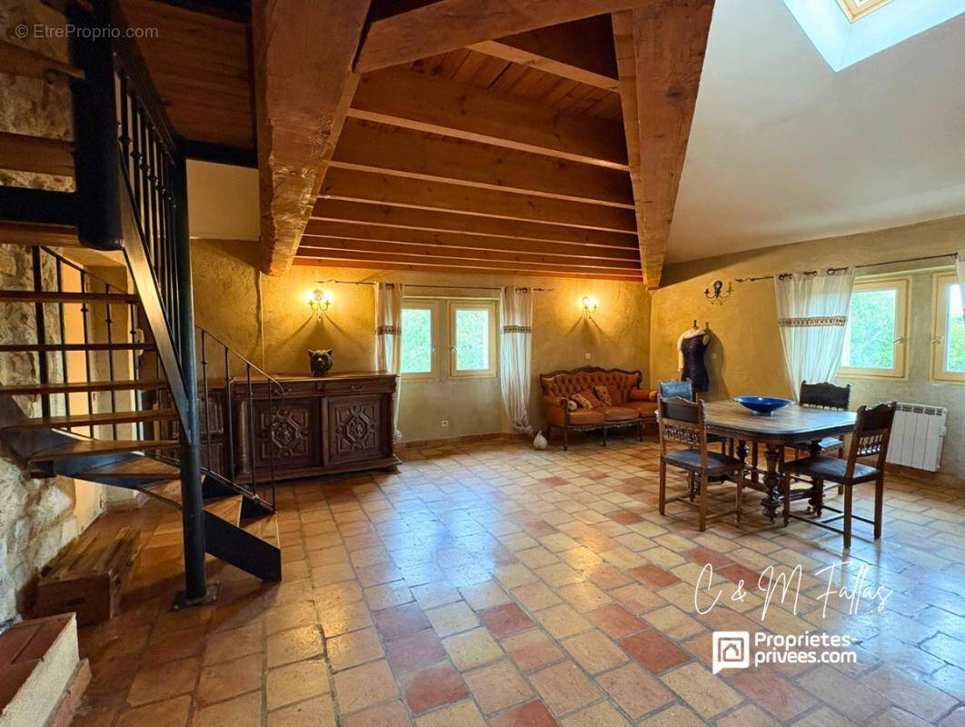 Appartement à ORANGE