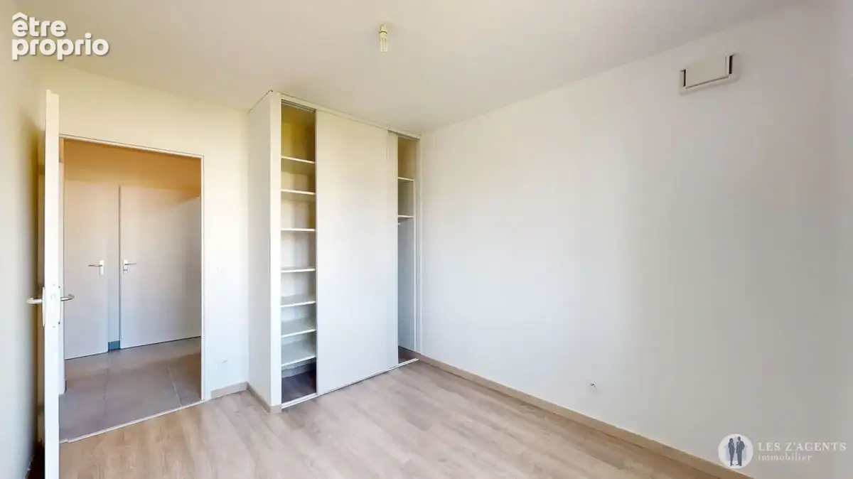 Appartement  4 pièces avec terrasse dans une copropriété de 2016 - photo 10