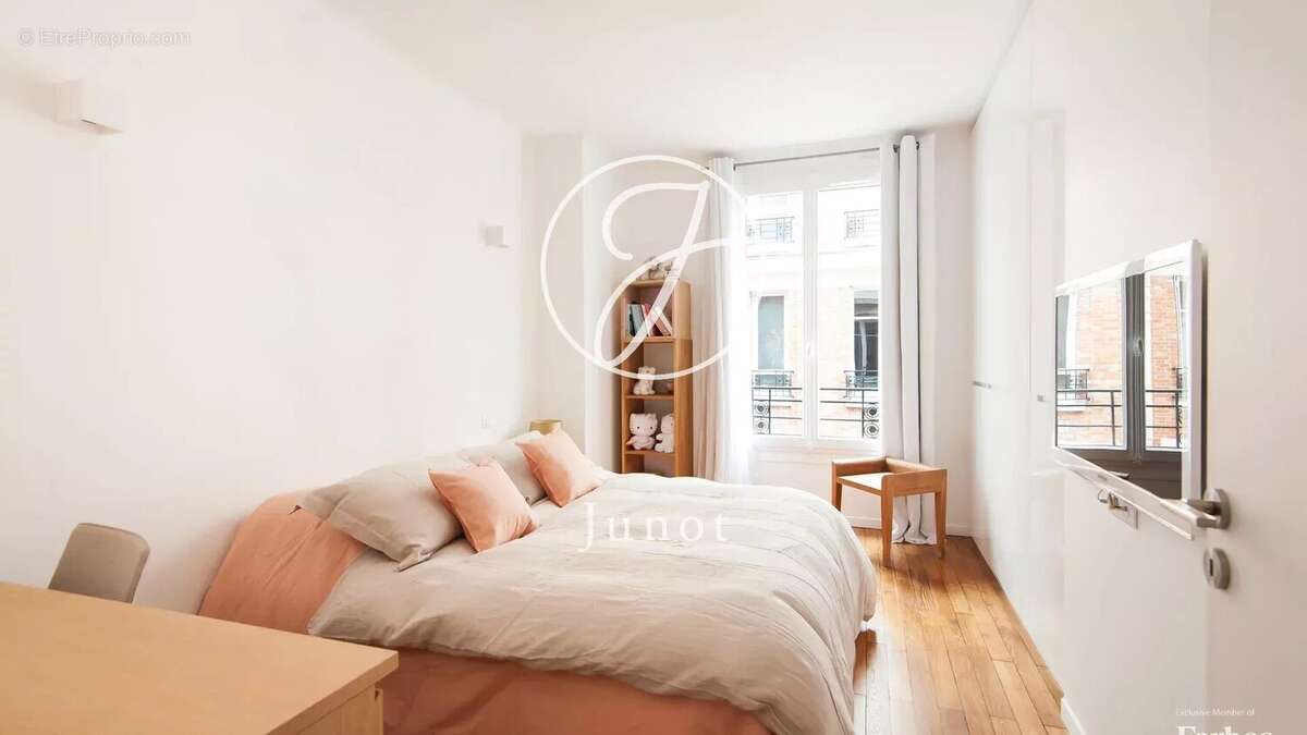 Appartement à PARIS-6E