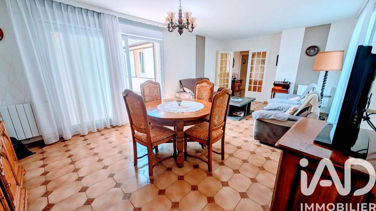 Photo 2 - Maison à CORMONTREUIL