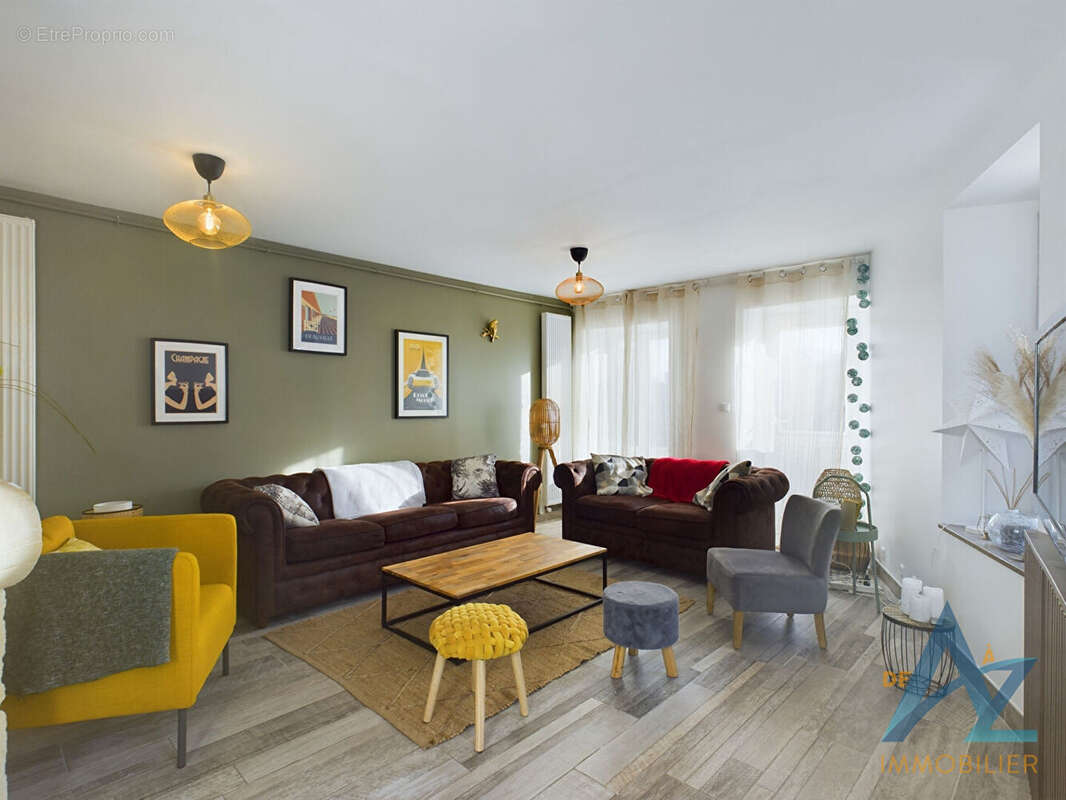 Maison à COLLEVILLE-MONTGOMERY