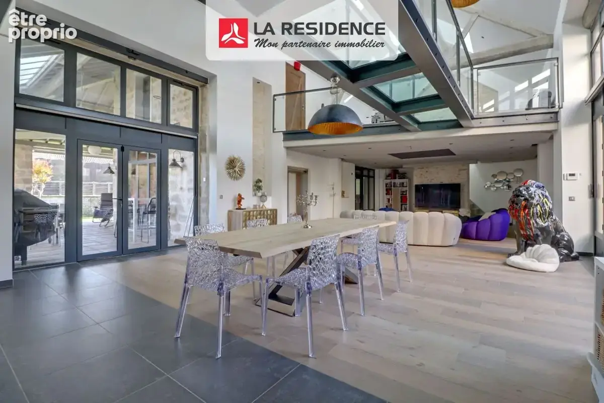Maison 9 pièces 563 m² à vendre à Jouy-Le-Moutier (95280) - photo 2