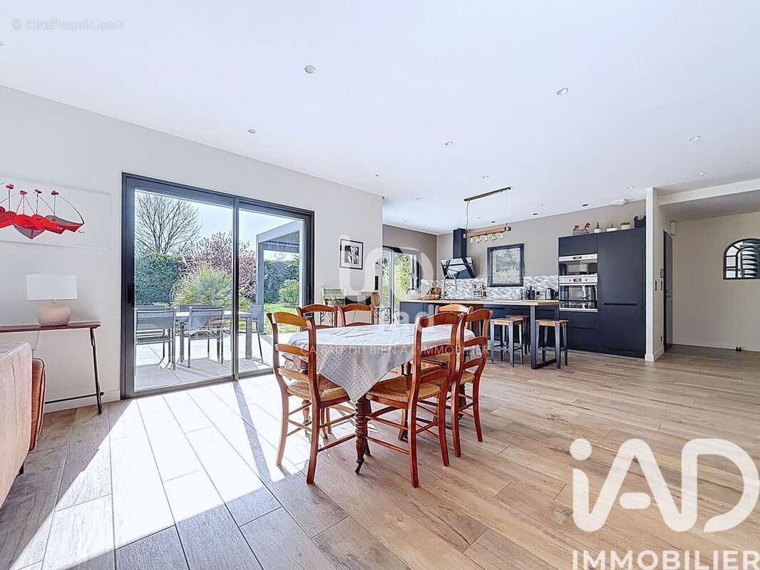 Photo 5 - Maison à CHAZAY-D'AZERGUES