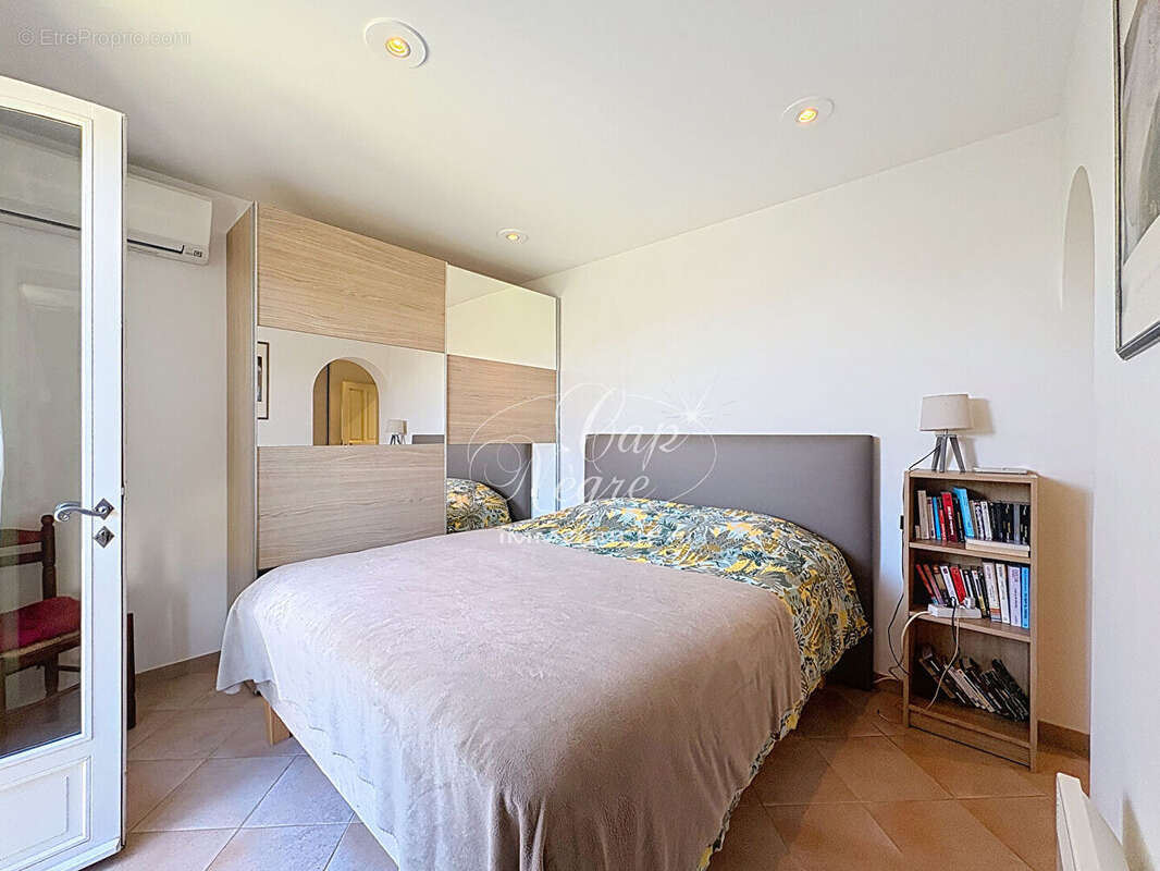 Maison provençale vue dégagée au calme à vendre à cogolin - golfe de saint tropez - photo 11