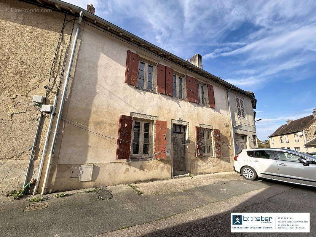 Appartement à SAINT-YRIEIX-LA-PERCHE