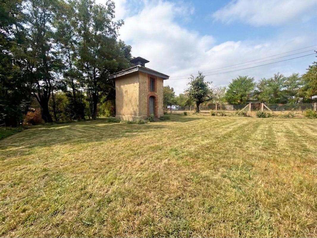 Maison 4 pièces / 143 m² / 236 000 EUR / CASTRES - photo 17