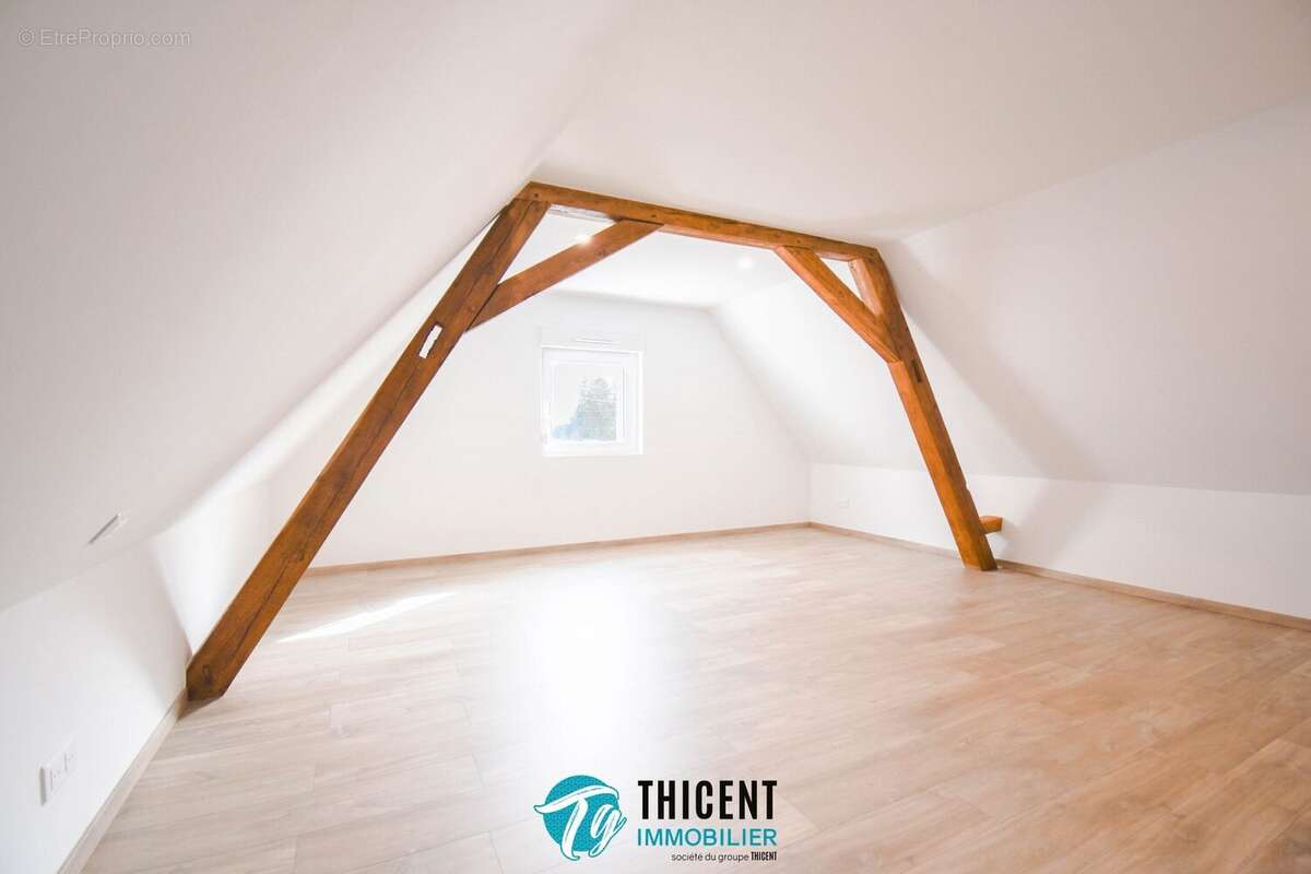 Appartement 318 m² à Hatten  - photo 4