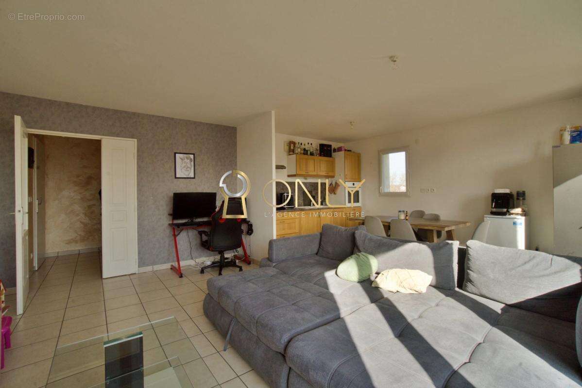 Appartement à QUINCIEUX