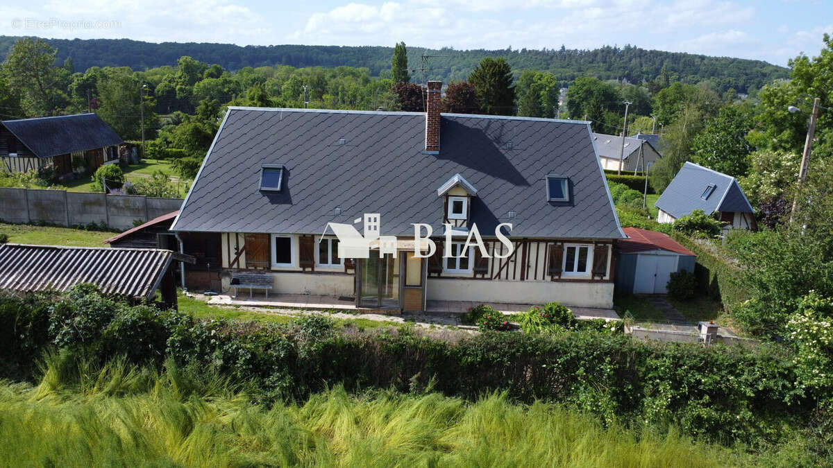 Maison à SERQUIGNY