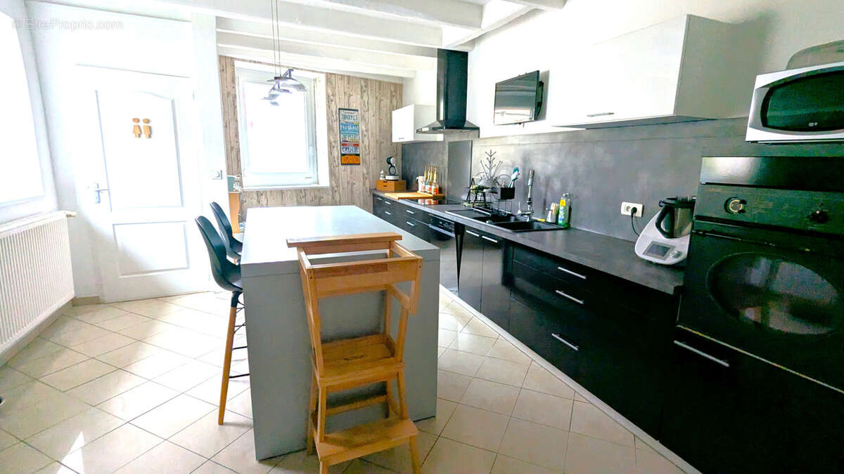 Maison à CHAUDENEY-SUR-MOSELLE