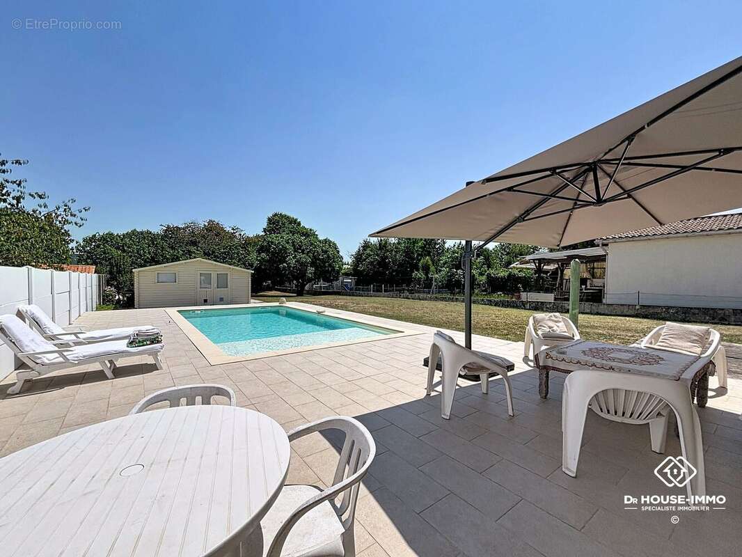 Maison 116 m² à Lormont  - photo 2