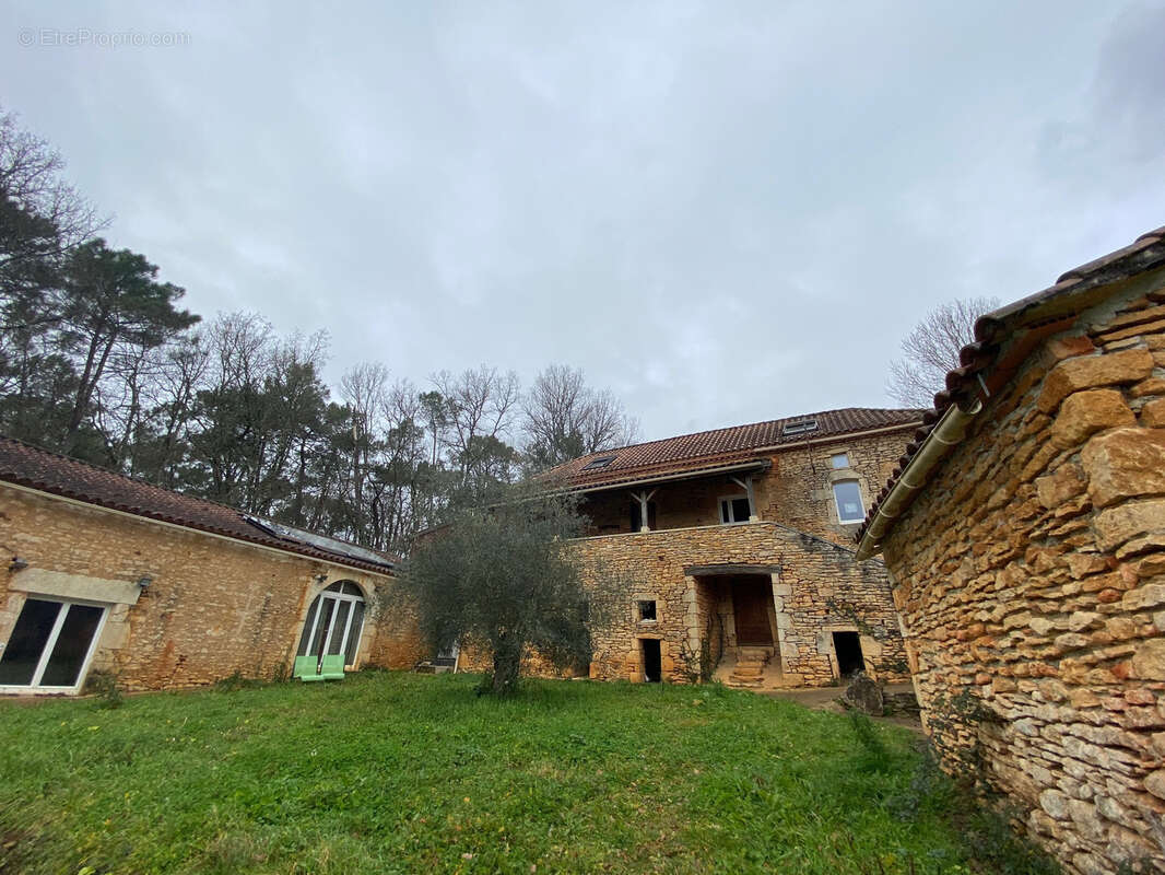 Maison à PUY-L'EVEQUE
