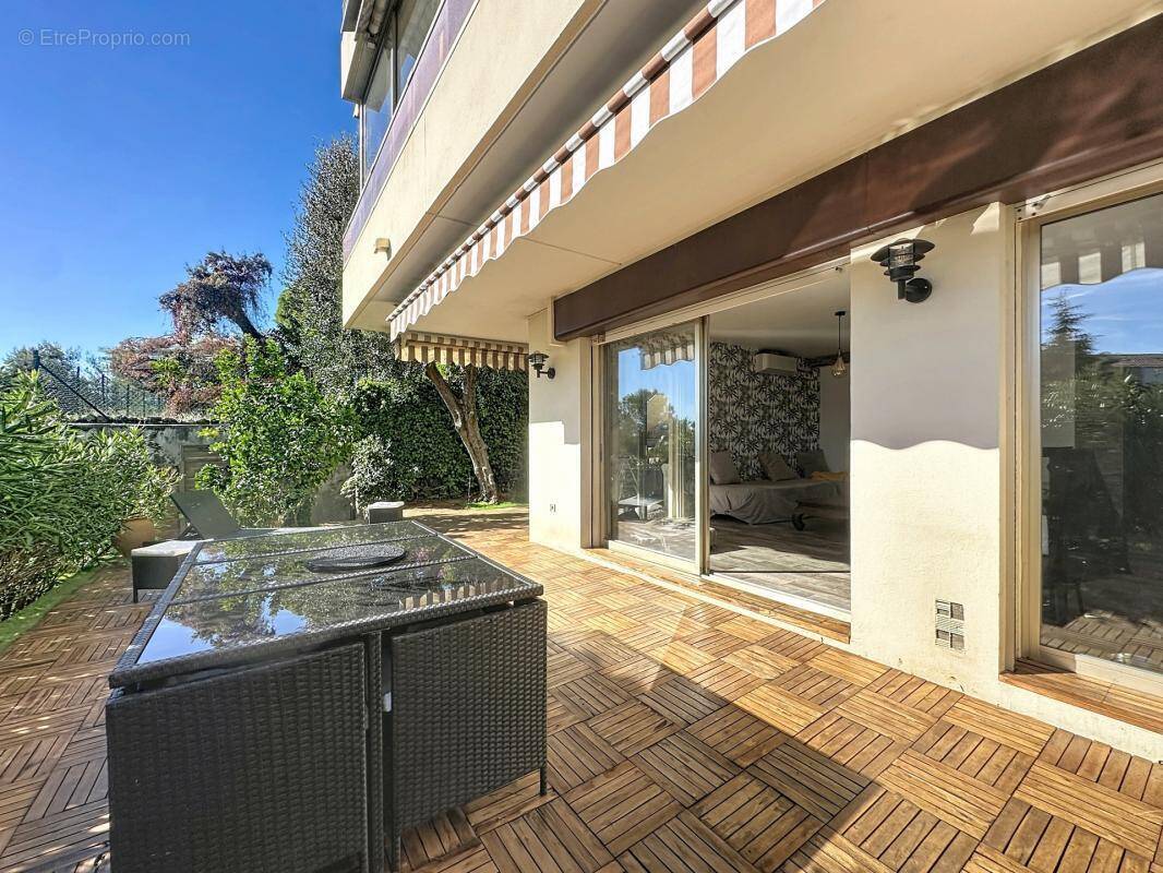 Appartement à CANNES