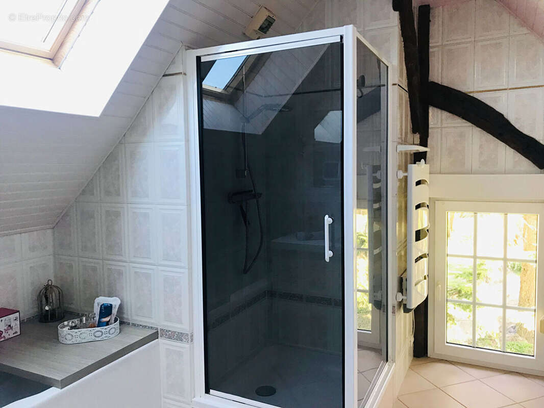 Maison à DAMPIERRE-SUR-AVRE