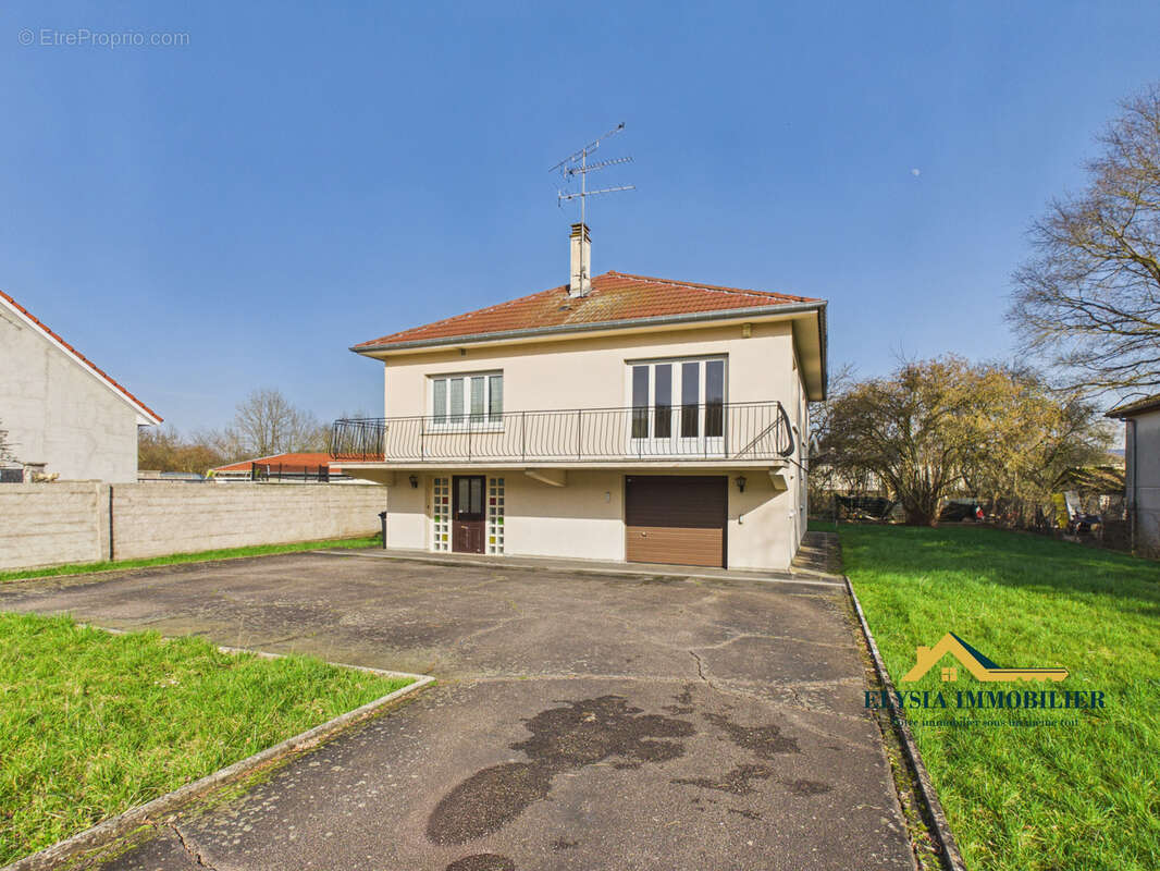 Maison à VANDIERES