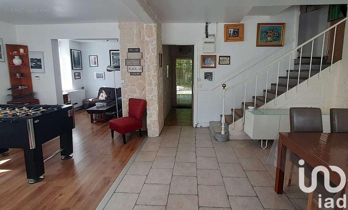 Photo 2 - Maison à ARCES-DILO