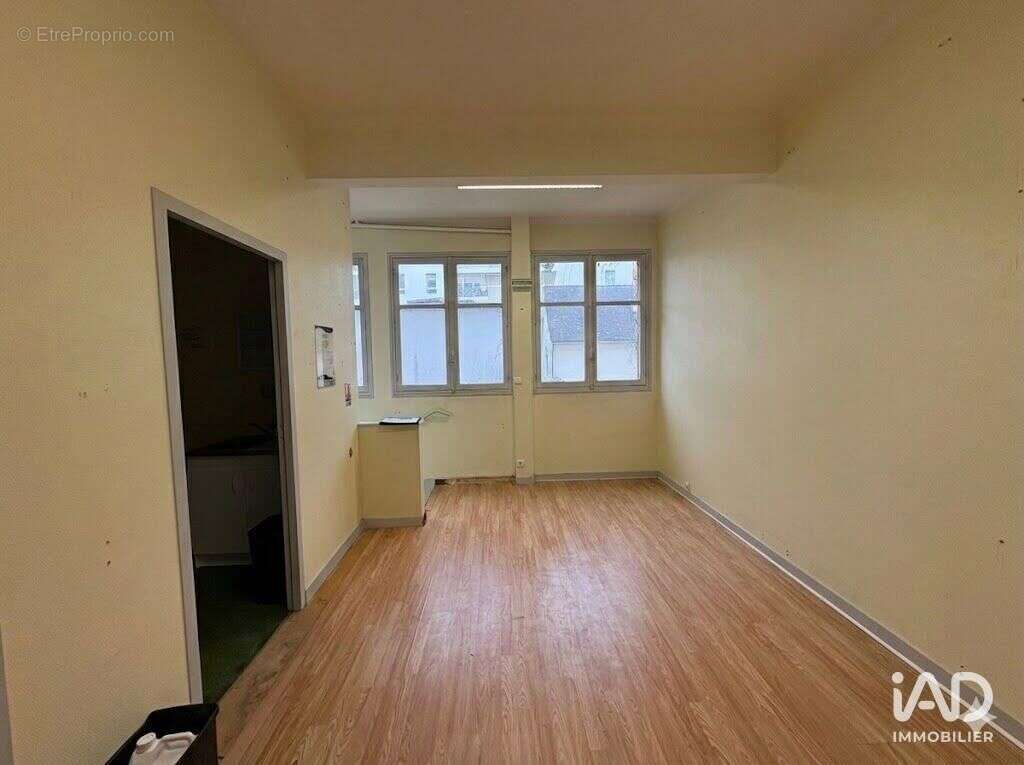 Photo 2 - Commerce à SAINT-NAZAIRE