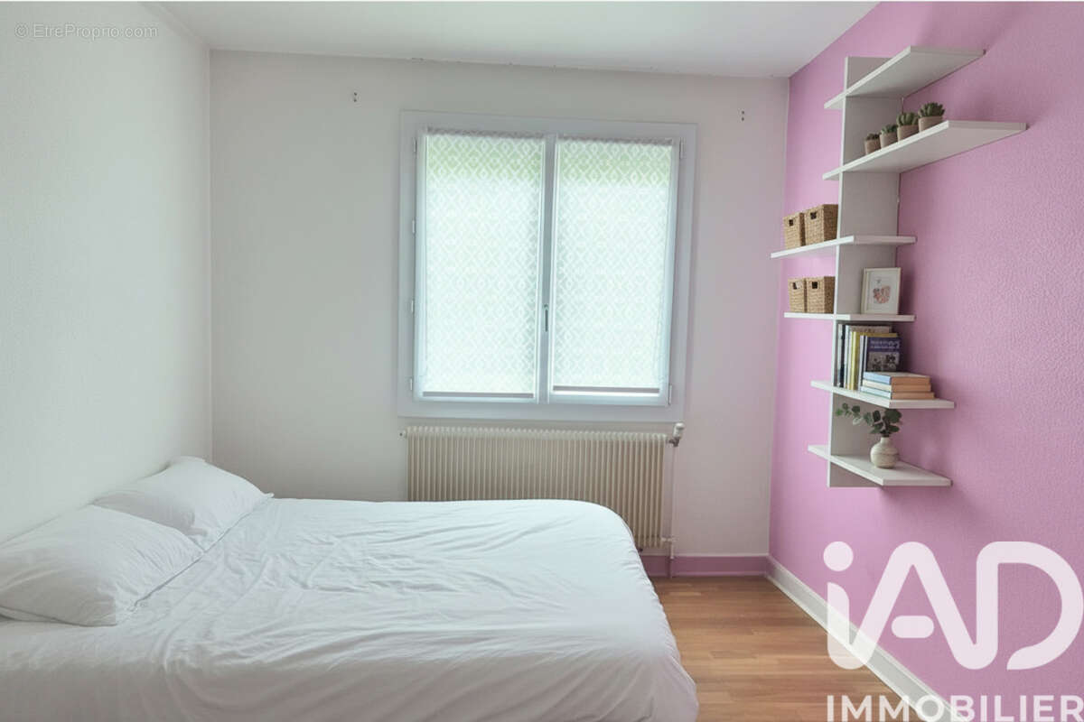 Photo 6 - Maison à RIORGES